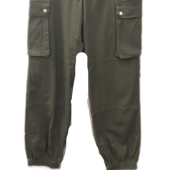 Like an Angel Cargo Pants - Picture 2 of 7